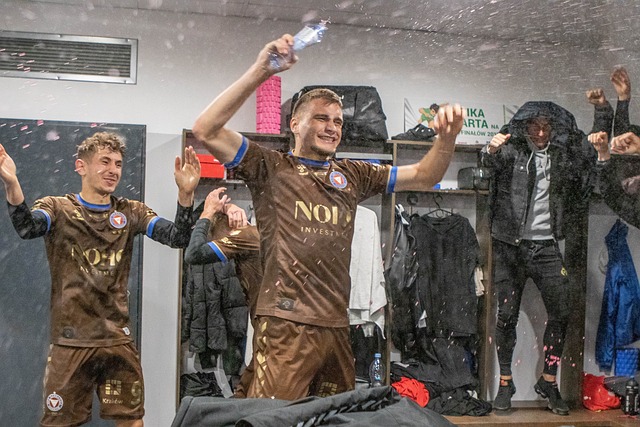 人才上具备 人才上具备